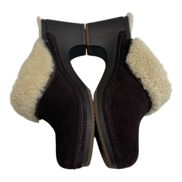 Crocs Sarah Suede Leather Clogs Chocolate 6W - Picture 2 of 6